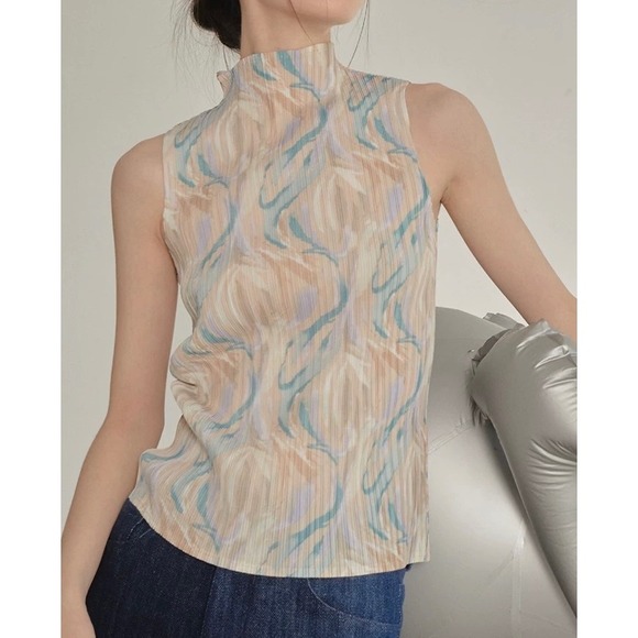 Tops - Sleeveless Mock Neck Top Abstract Print Pleated Elegant Party Blouse